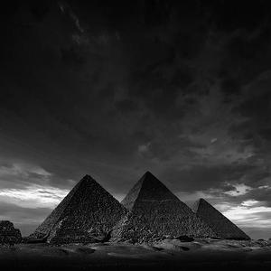 Picture for song 'GOLD LINK' by artist 'Le Black James on the Track'