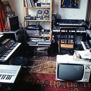 Picture for song 'Reschool' by artist 'LARZNEW'