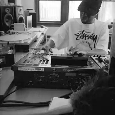 Picture for song '90s Boombap Jazz Smooth Chill x LoFi Type Beat - "' by artist 'Nieve Beats'