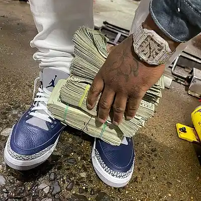 Picture for song 'Detroit Type Beat - MONEY MOVE' by artist 'Ryo'