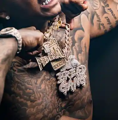 Song picture of 'BUY 1 GET 8 FREE!! - IM DIFFERENT'