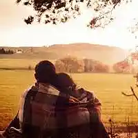 Picture for song 'HoldMeInYourArms' by artist 'Fran Herraiz'