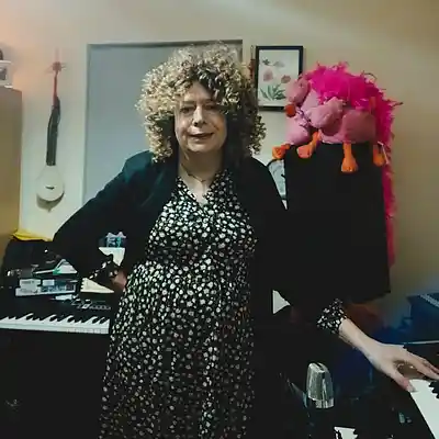 Picture for song 'I See You For What You Are' by artist 'glass cage'