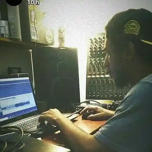Picture for song 'Tense Vibe' by artist 'Zigga Drummer'
