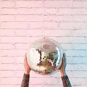 Picture for song 'Disco Groove / 70s Disco Groove Brass type beat' by artist 'TAVAmusic'