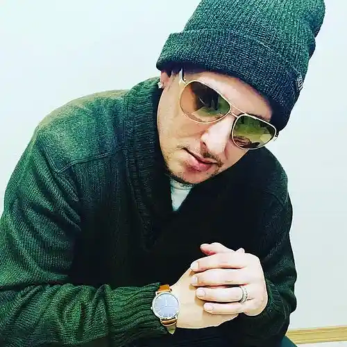 Artist picture