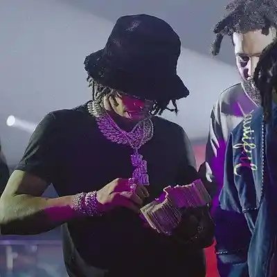 Picture for song 'Lil Uzi Vert X Lil Baby Type Beat - "Change"' by artist 'Maxzy Pro Beats'