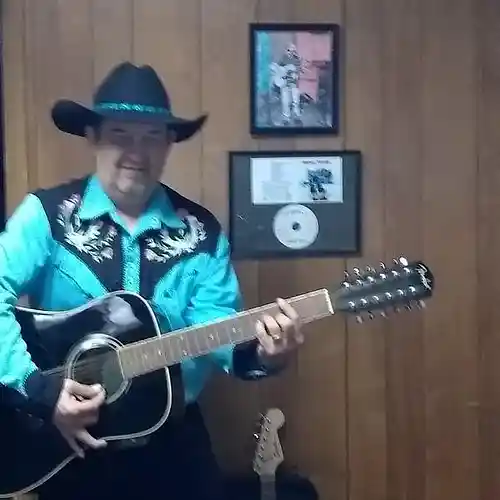 Picture for song 'Sittin In This Honky Tonk' by artist 'Rickey Combs'