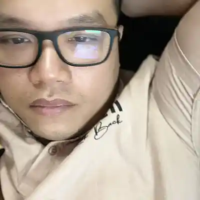 Cover picture of song topping the music charts