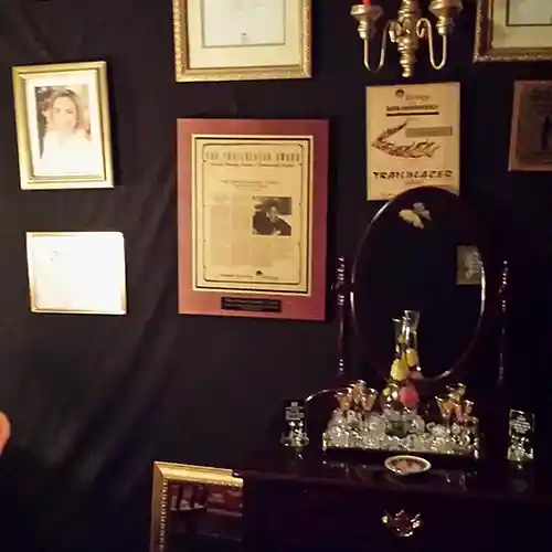 Picture for song 'yes think' by artist 'Tina Marie's Original songs'