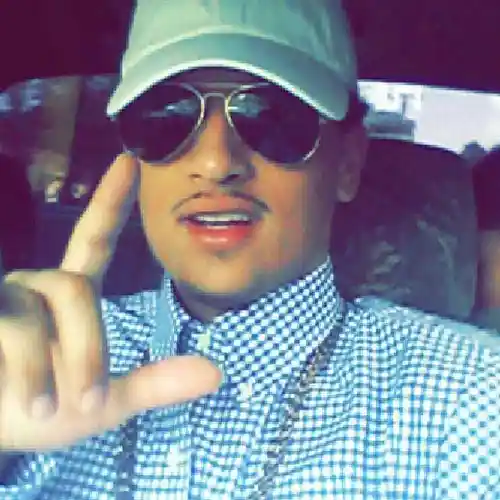 Picture for song 'Heat' by artist 'EllOKO'