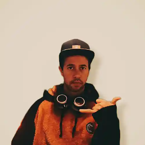 Artist picture