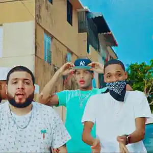 Picture for song 'Somos De La Calle (feat. Liam DR, Farinson, Sta' by artist 'Emy La Gargola'