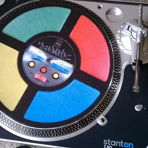 Picture for song 'Cash Money styl&#101; Against The World' by artist 'TheOutsidas'