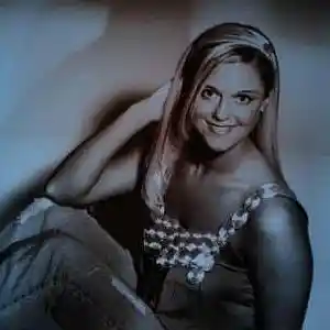 Picture for song 'She Got It (ReMiX)' by artist 'Masincupp'