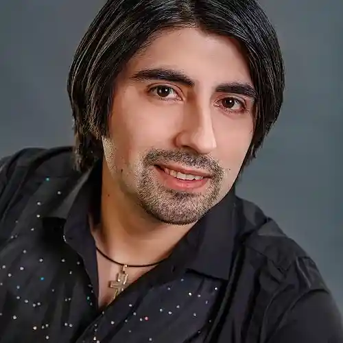 Picture for song 'Sara Braun Iron Girl -' by artist 'Rock Tenor Ignacio Gomez Urra'