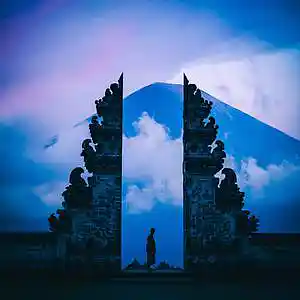 Picture for song 'Clouds - Epic Dark Trap Type Beat' by artist 'Damon Fozz Beats'