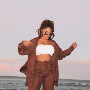 Picture for song 'Complete' by artist 'JuSaMeLoDy'