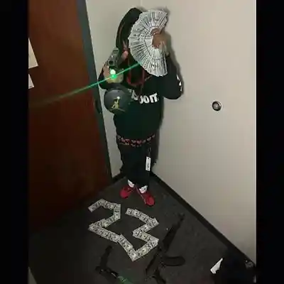 Picture for song '"No Opps" - BUY 2 GET 1 FREE' by artist 'prodleavz'