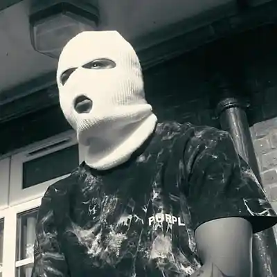 Picture for song '"Dont,t put an end to me"_x Central Cee x lil Tjay' by artist 'Pakow Beats'