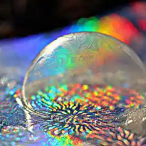 Picture for song 'Frozen Emotions (feat.Paola Madelaine in Spanish)' by artist 'Round The Globe'