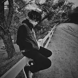 Picture for song 'Hopeless' by artist 'Cawich'