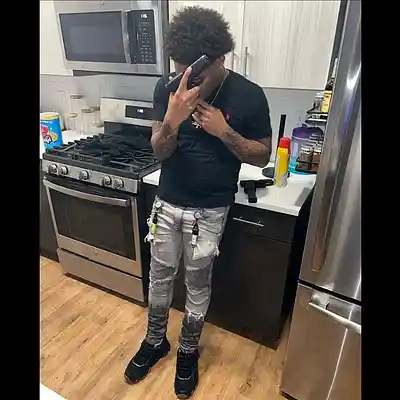 Picture for song '"I'm A Gangsta" - BUY 2 GET 1 FREE' by artist 'prodleavz'