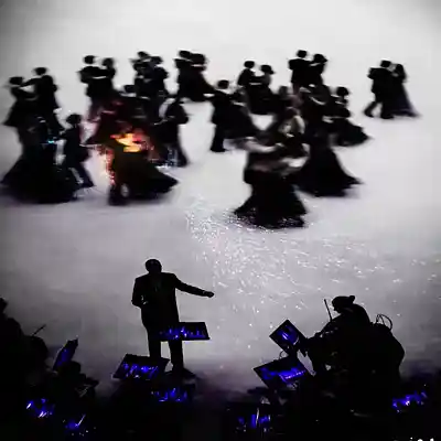 Picture for song 'HOT' by artist 'dakiee made it'