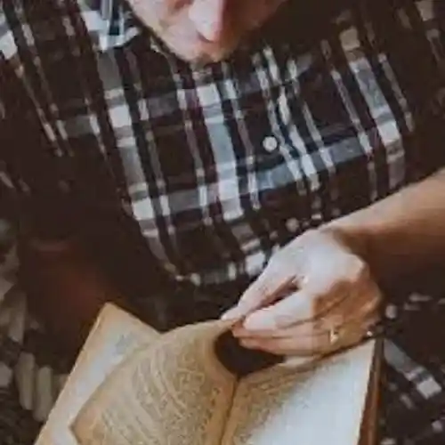 Artist picture
