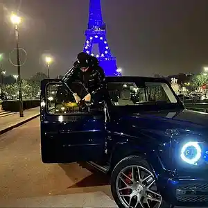 Picture for song 'PARIS' by artist 'Prod. 8lueredd'