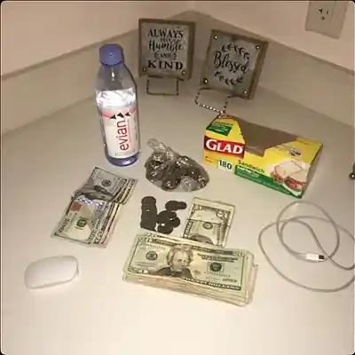 Picture for song 'Meezy-For The Fam' by artist 'Meezy Corleone'