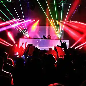 Picture for song 'club' by artist 'OW beats'