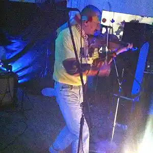 Picture for song 'CAMINANDO SOBRE LAS HOJAS (DANIEL CANUETO )' by artist 'DANIEL CANUETO'