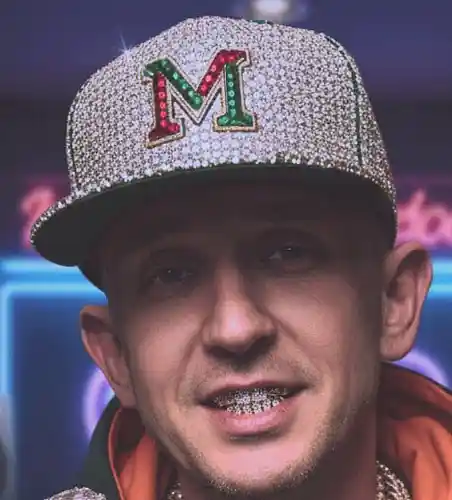 Picture for song 'Not Letting U Go Again' by artist 'Rob Yawn'