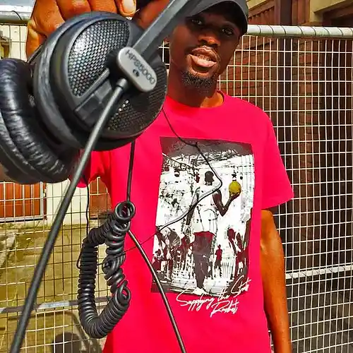 Artist picture