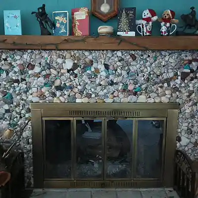 Picture for song 'White Christmas' by artist 'Thom Gelineau'