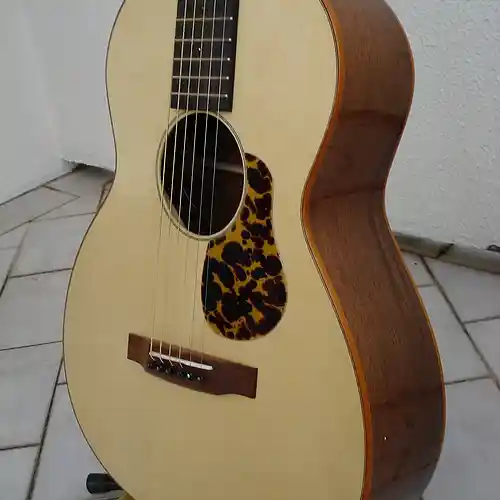 Picture for song 'Carson Crickmore 0' by artist 'Berf'