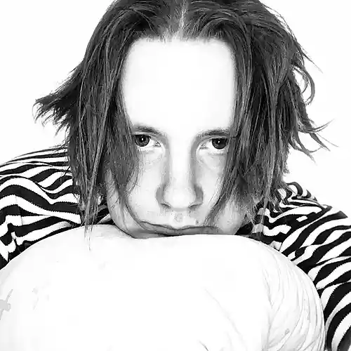 Picture for song 'Crass' by artist 'omnisize'