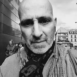 Picture for song 'Je te regarde' by artist 'Ivan de Monbrison'