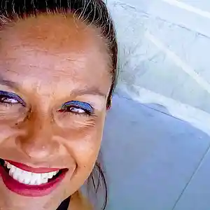 Picture for song 'Corinne maury Autumn Leaves (album relax)' by artist 'CORINNE MAURY'