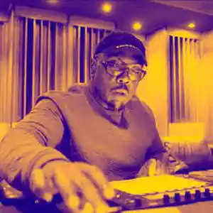 Picture for song 'Timbaland Type Beat - BUY 1 GET 4 FREE' by artist 'Bobby Beatz Production'