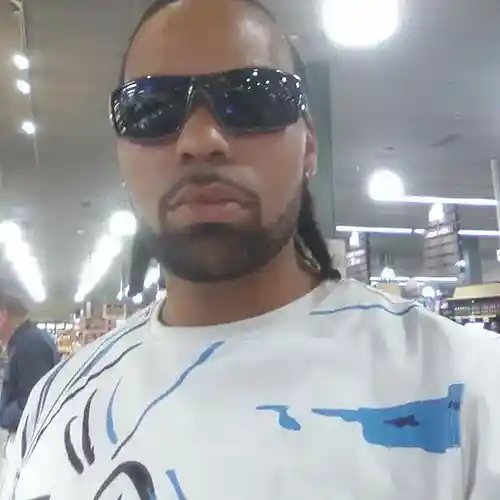 Picture for song 'LEAVE IT ON WAX' by artist 'Pizzle D Psycho Psycho Beatz Goin Slash Ent'