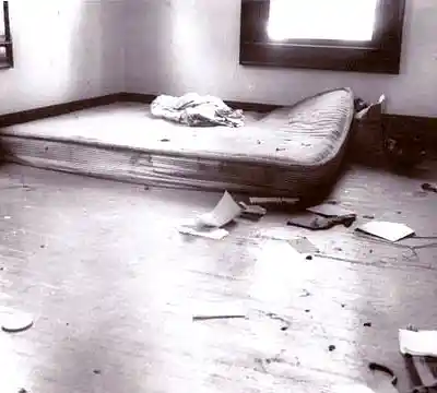 Picture for song 'I see a light' by artist 'Blunt Force Trauma'