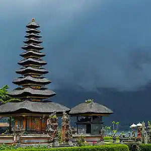 Picture for song 'Healing Temple' by artist 'Relaxing Meditation Music'