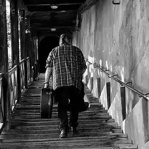 Picture for song 'AUFBRUCH' by artist 'Masterbuehl'