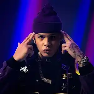 Picture for song '"HOODIE" Omy De Oro x Roa Type Beat' by artist 'Suak La Magia'