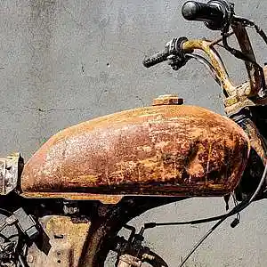 Picture for song '05_Tankful of UnLeded_Clint Lavens' by artist 'Clint Lavens'