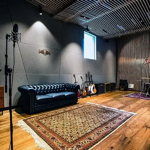 Picture for song 'Interdum' by artist 'EnzoJS'