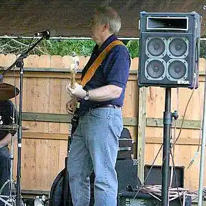 Picture for song 'Got My Mind Made Up' by artist 'Llewey Jones'