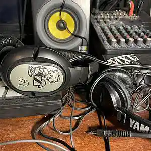 Picture for song 'Cruzzin_Beat by Daltenious' by artist 'Mikey Scars'